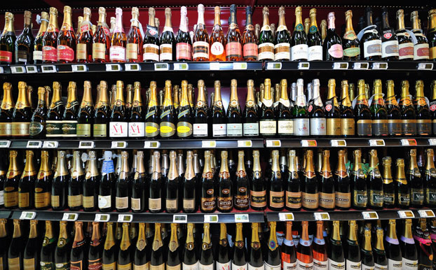 French supermarket Champagne